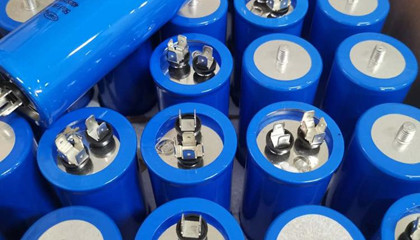 電機電容器10uf的容量大嗎？